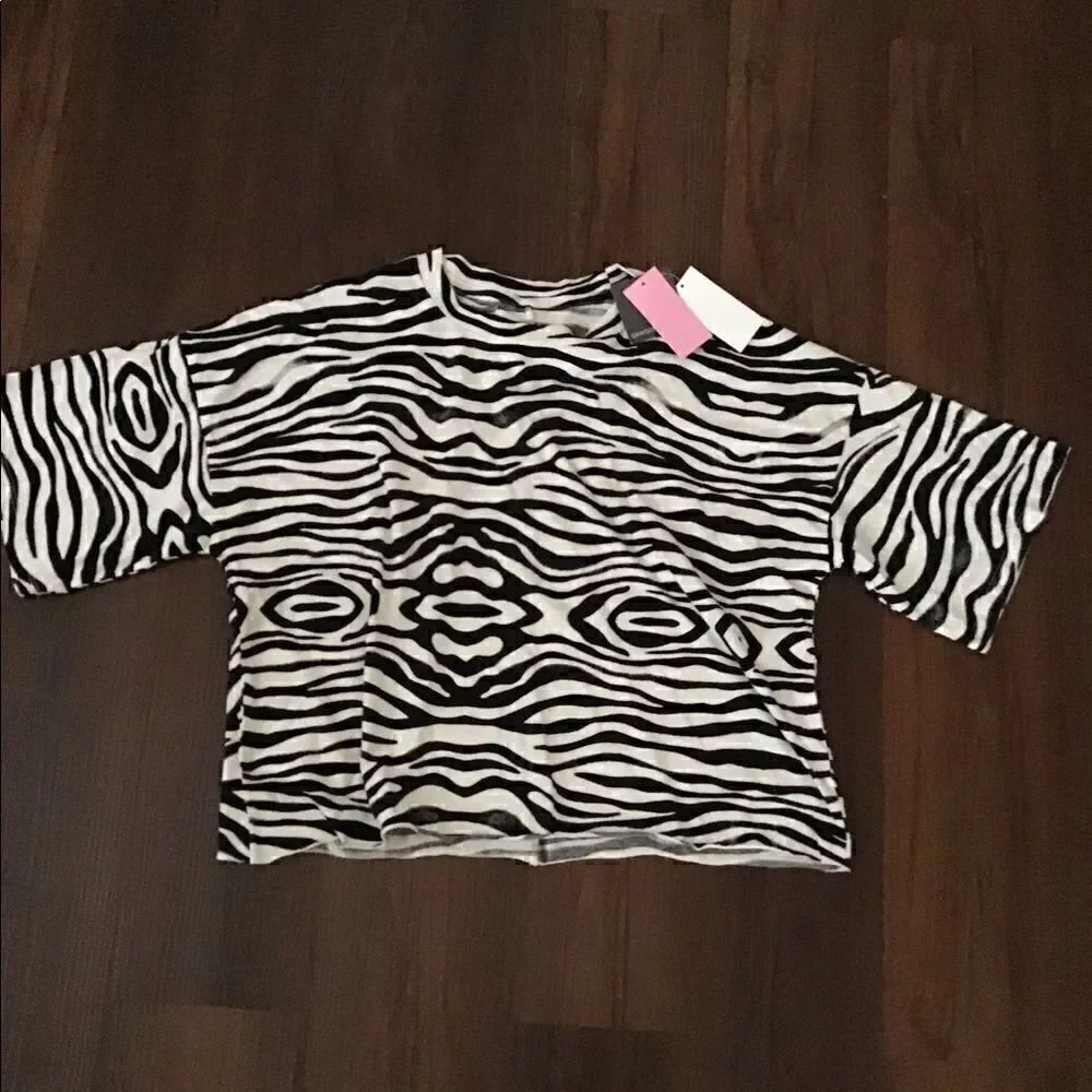 NWT Women’s Grayson / Threads size Large Top - Picture 3 of 6